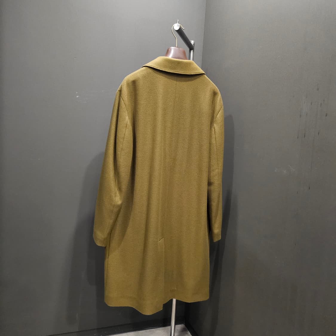 로로피아나 캐시미어 싱글 카멜 리브 코트 상품이미지3