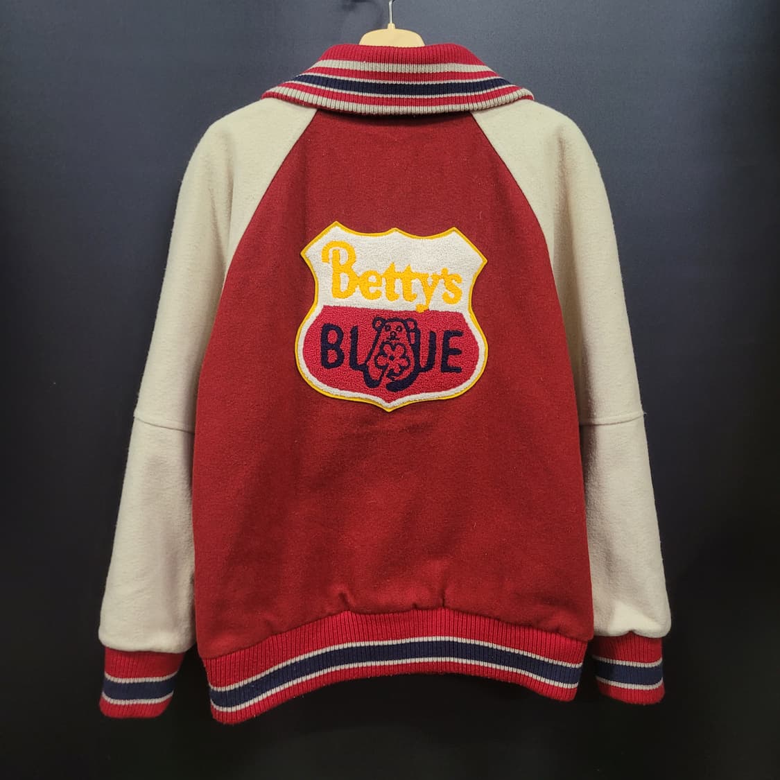 BETTY'S  BLUE 빈티지 베티블루 바시티 스타디움 울자켓  상품이미지3