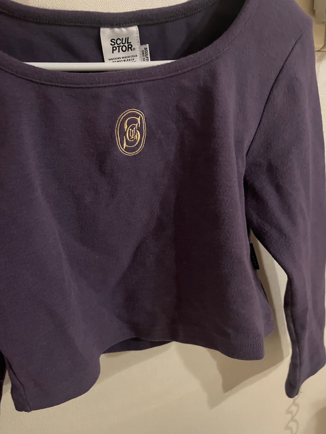 스컬프터 크롭티 희귀템 상품이미지1