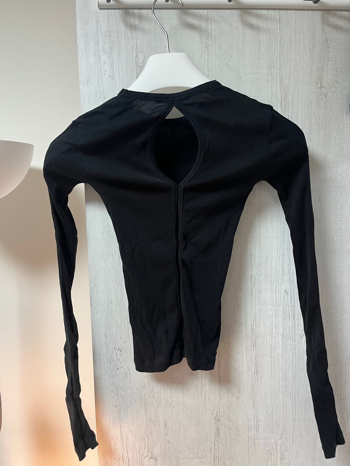 헬무트랭 컷아웃 슬리브리스 상품이미지2