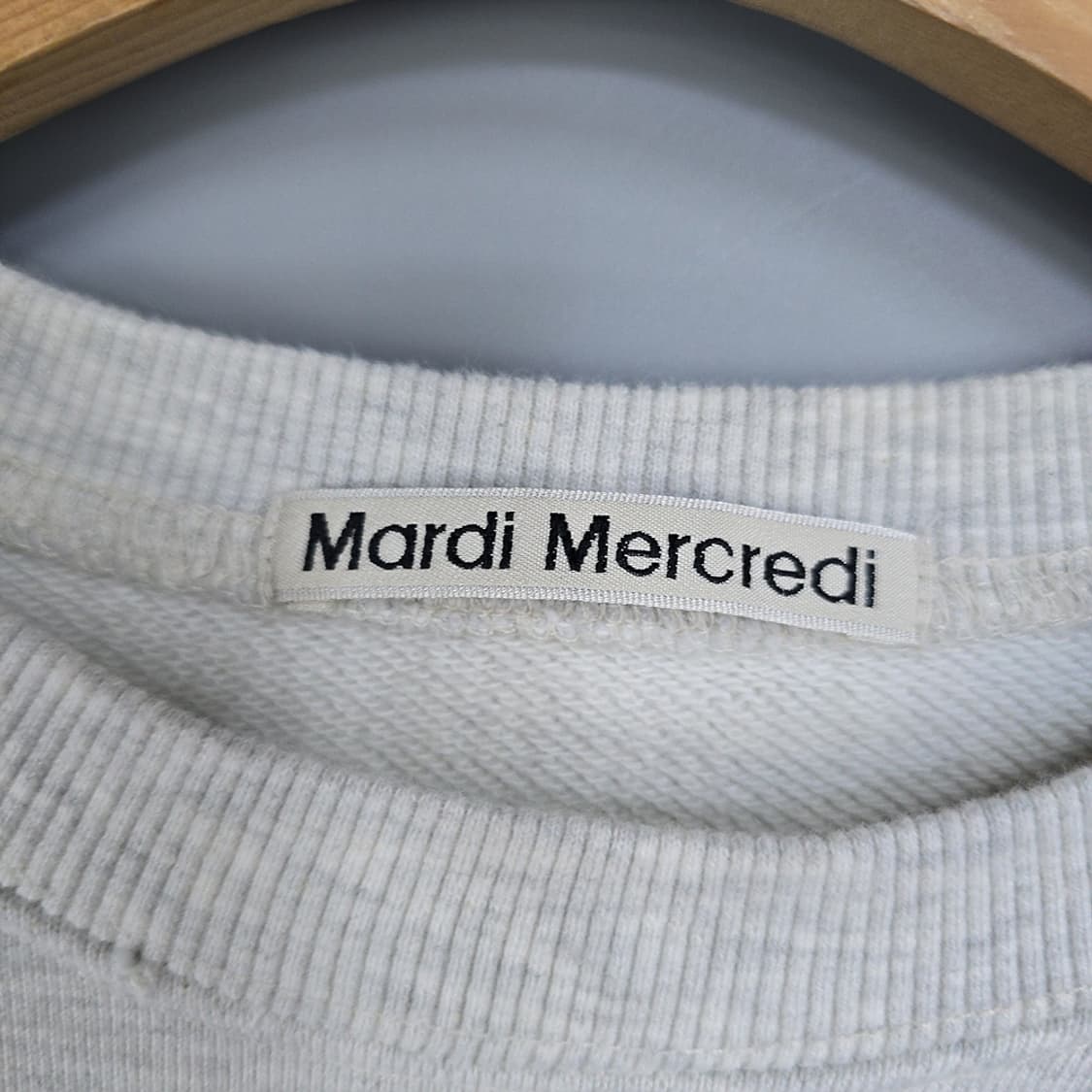 마르디메크르디 플로스 로고 맨투맨 FREE 상품이미지5