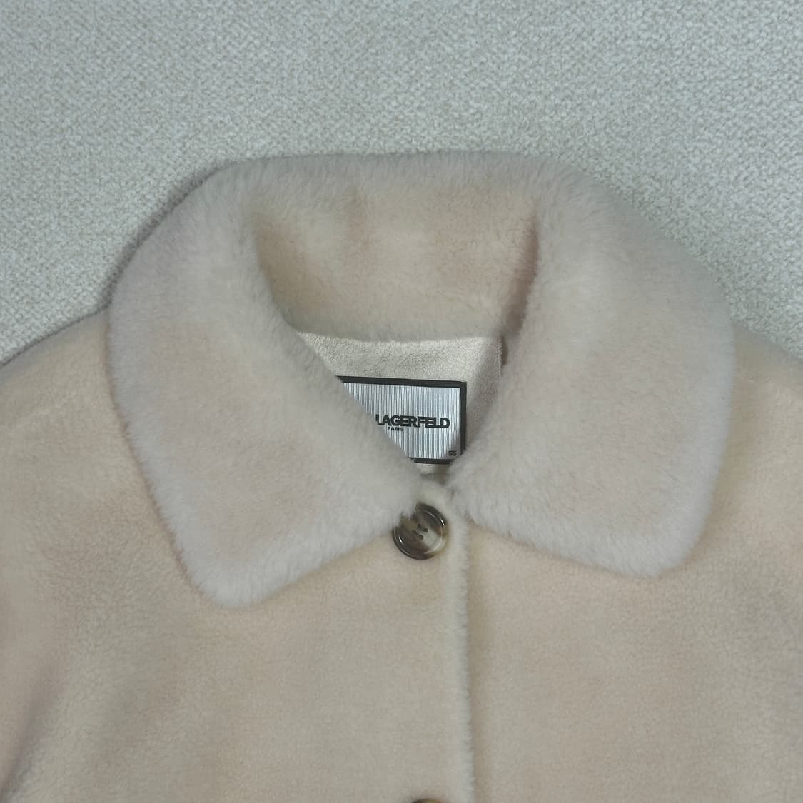 칼 라거펠트 양모 버튼 숏 코트 상품이미지5