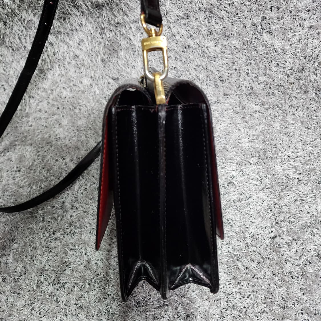루이비통 에삐 그레넬 빈티지 숄더백 크로스백 상품이미지4