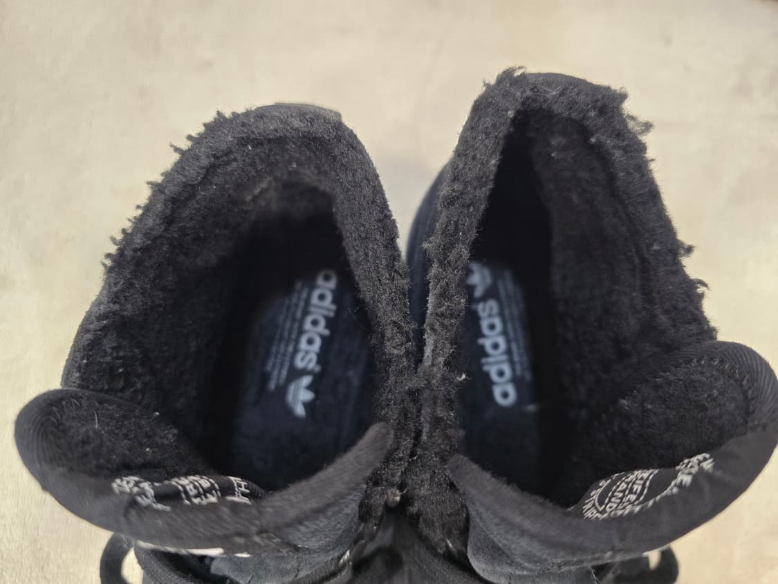 아디다스 털신 하이탑 스니커즈 블랙 235mm 상품이미지5