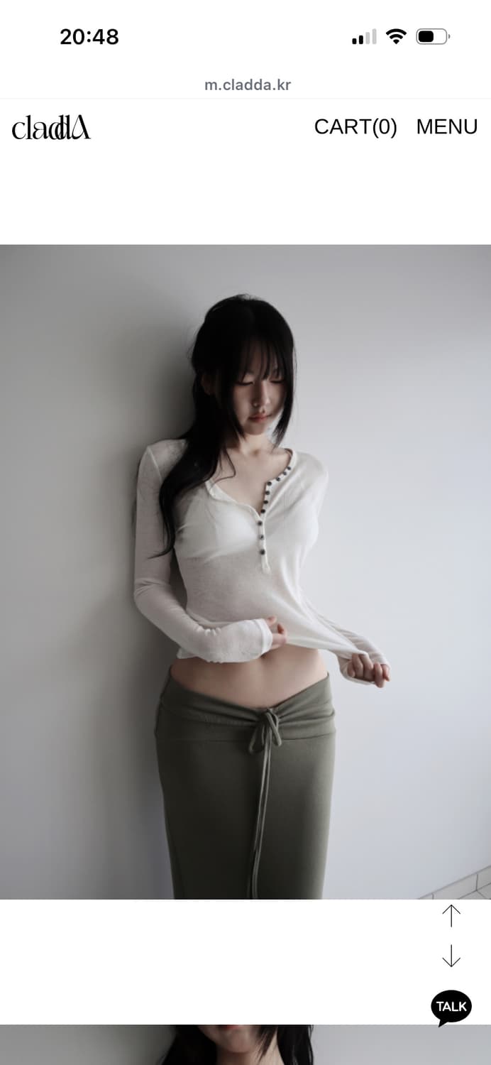 클라따 버튼 실루엣 티셔츠 상품이미지3