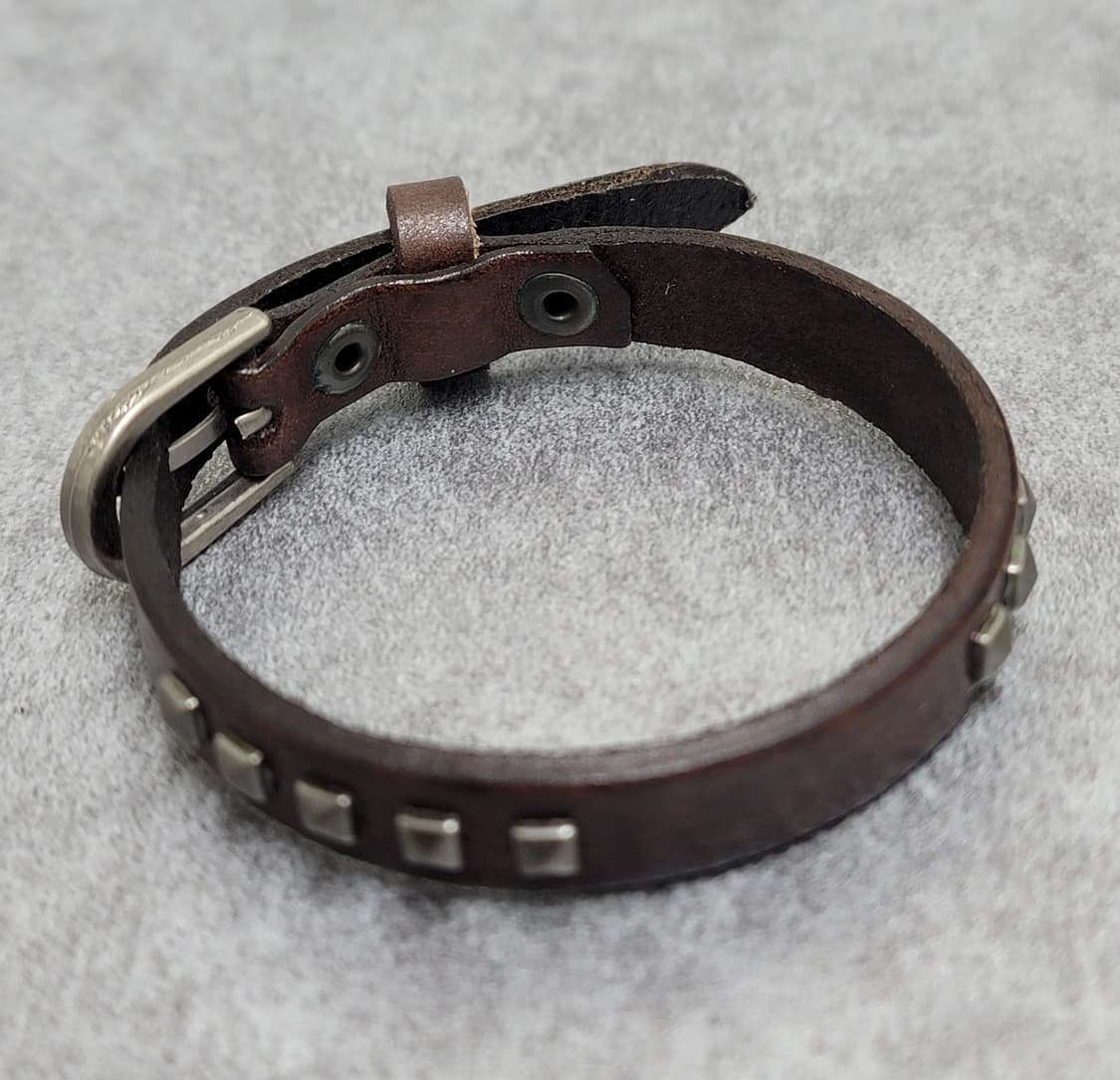 stud leather bracelet 상품이미지1