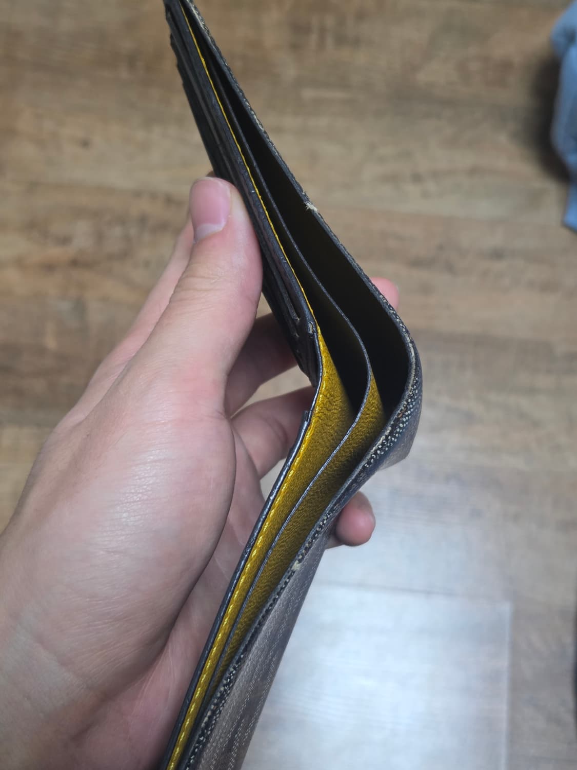 고야드 빅투아르 반지갑 판매합니다 상품이미지8