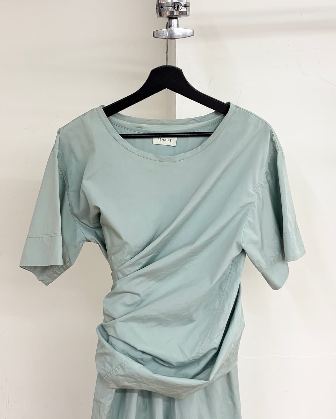 르메르 19SS 터콰이즈 드레이핑 하프 원피스 상품이미지2