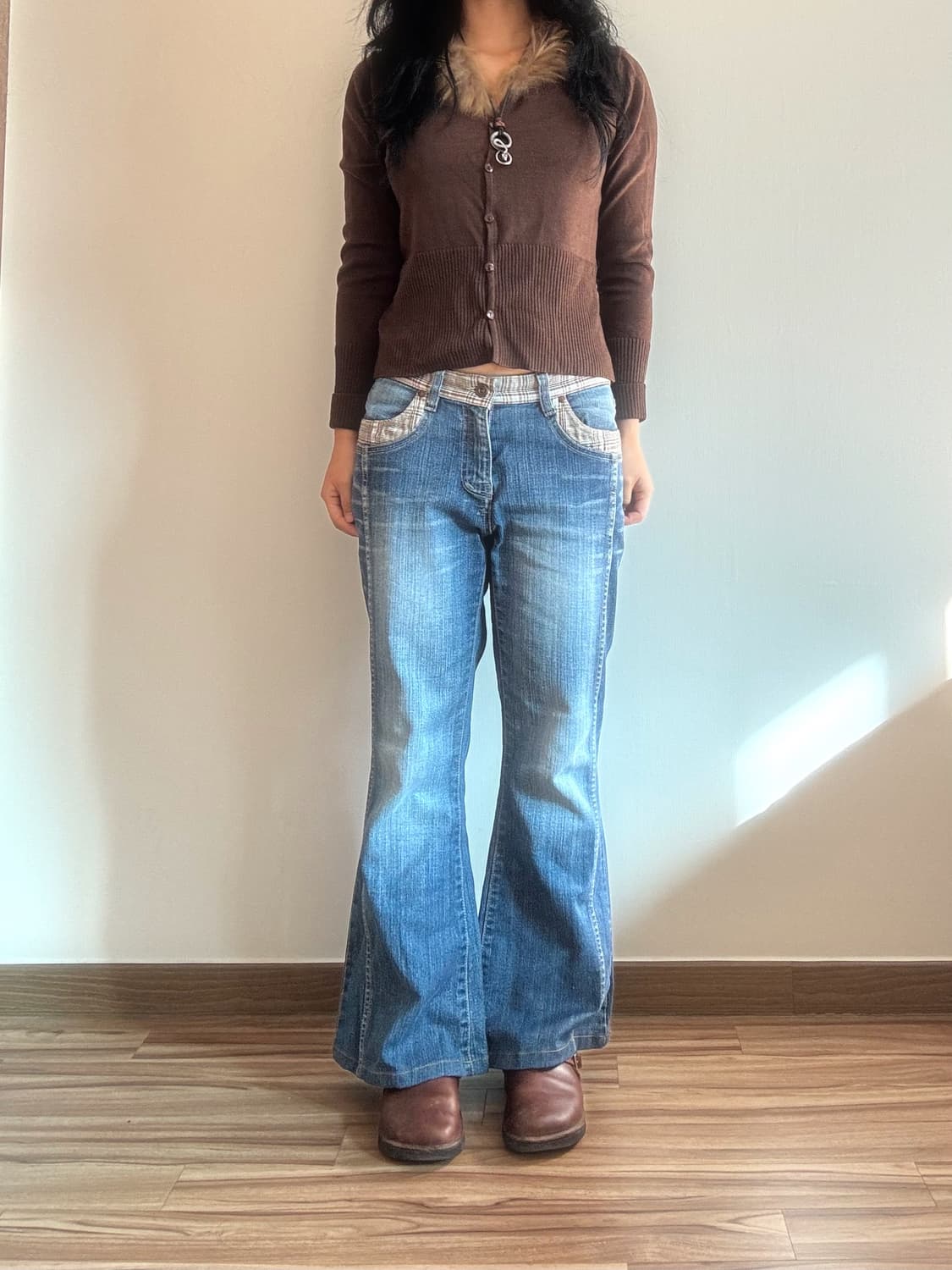 로우라이즈 체크 부츠컷 데님 팬츠 상품이미지2