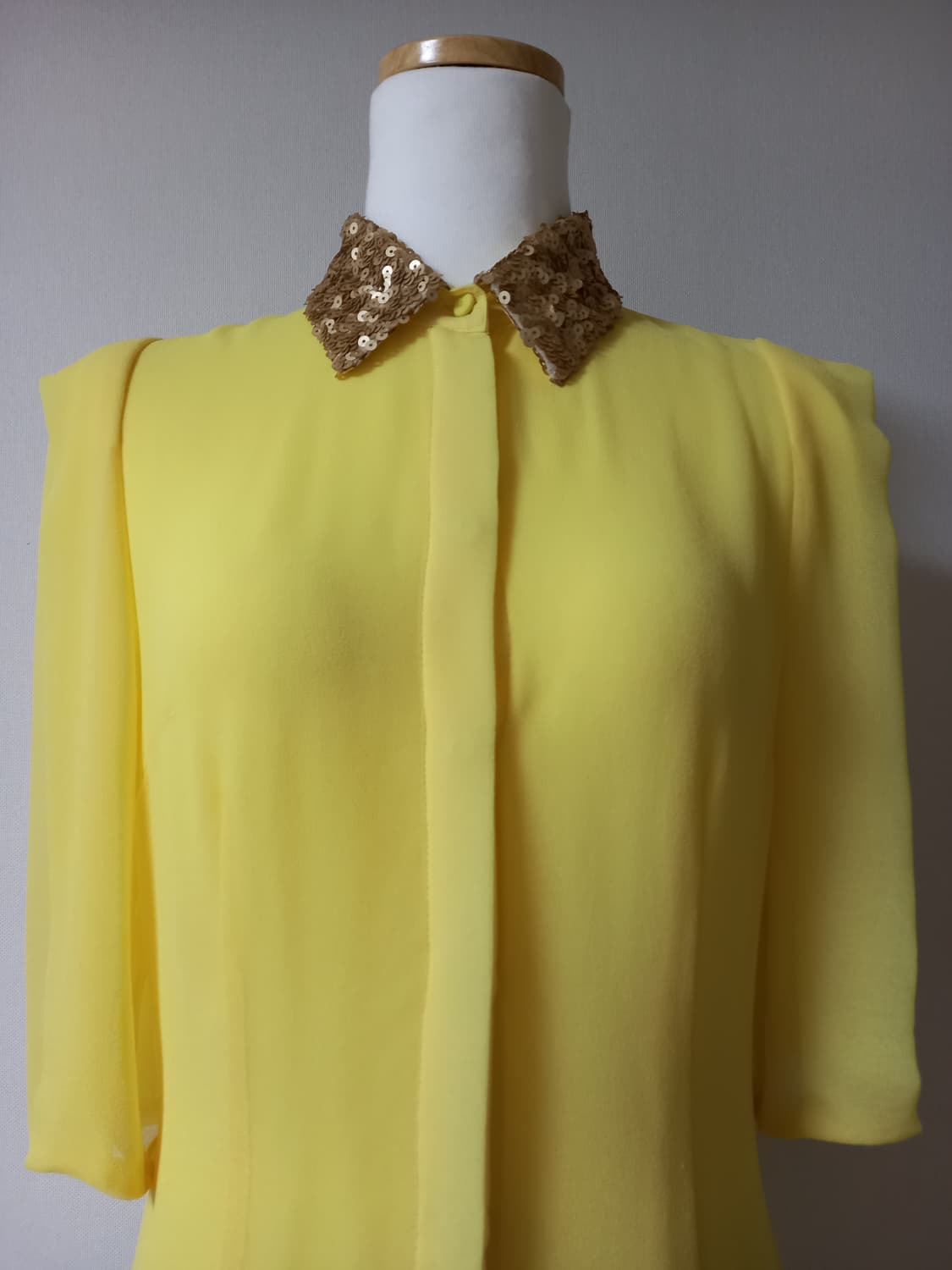 모조에스핀 블라우스 상품이미지4