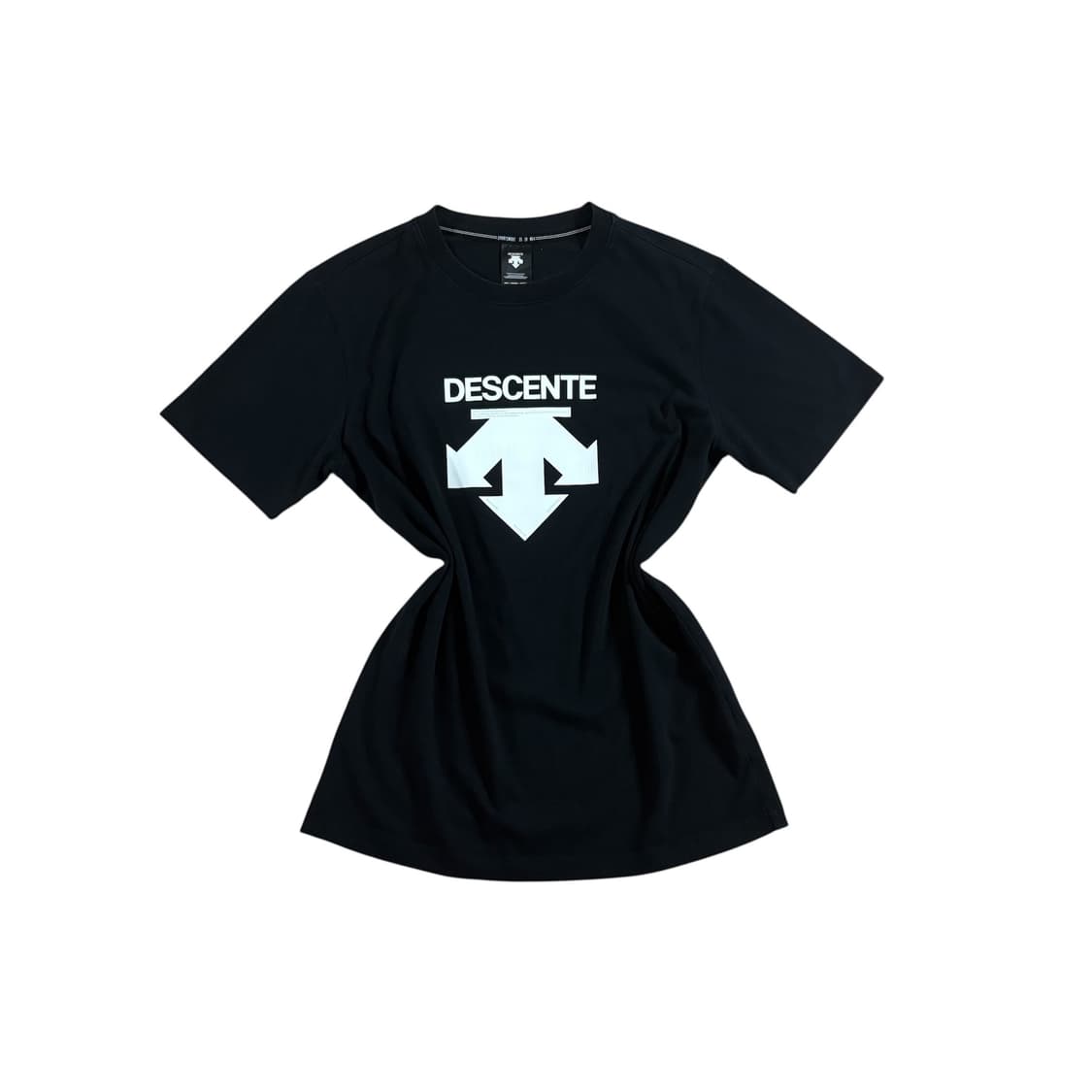 데상트 반팔 T 상품이미지1