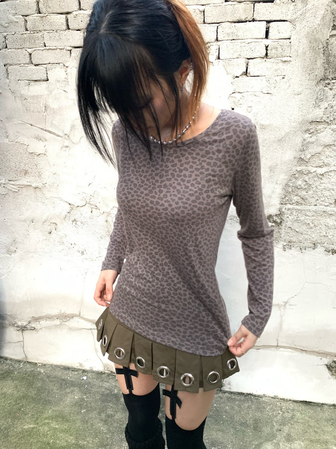 Leopard slim-fit long sleeve  상품이미지1