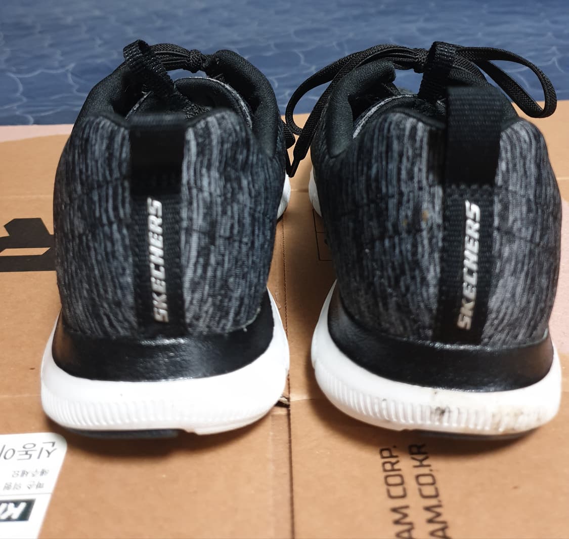 스케쳐스 스니커즈 (225) 상품이미지4