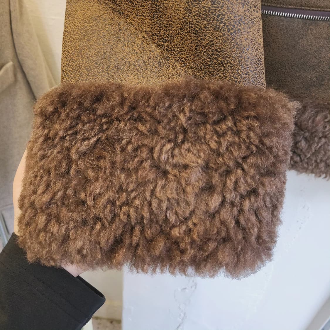 Jingzhongyue 브라운 카라 무스탕 상품이미지5