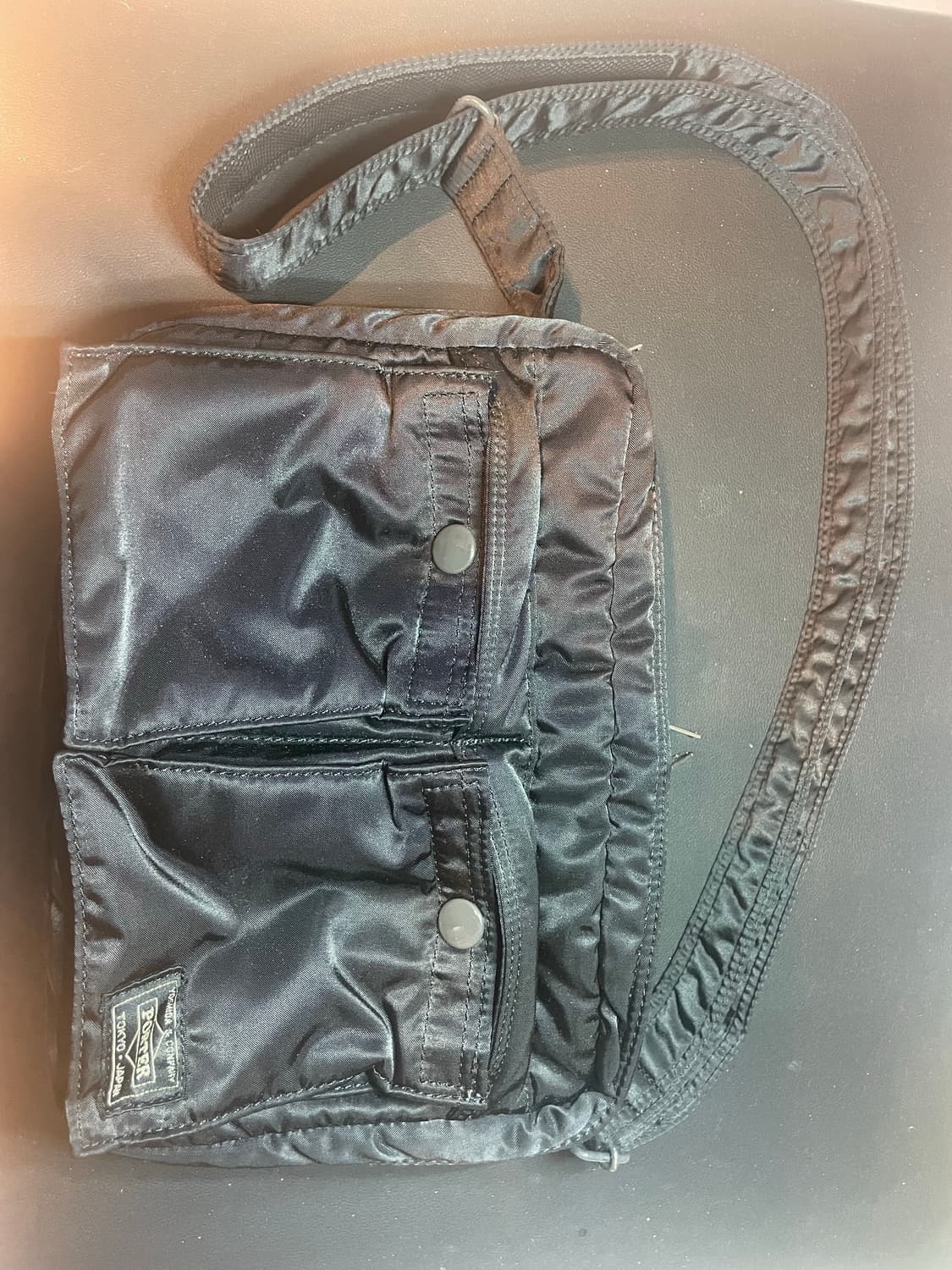 포터 탱커 숄더백 스몰 블랙 622-76963 상품이미지1