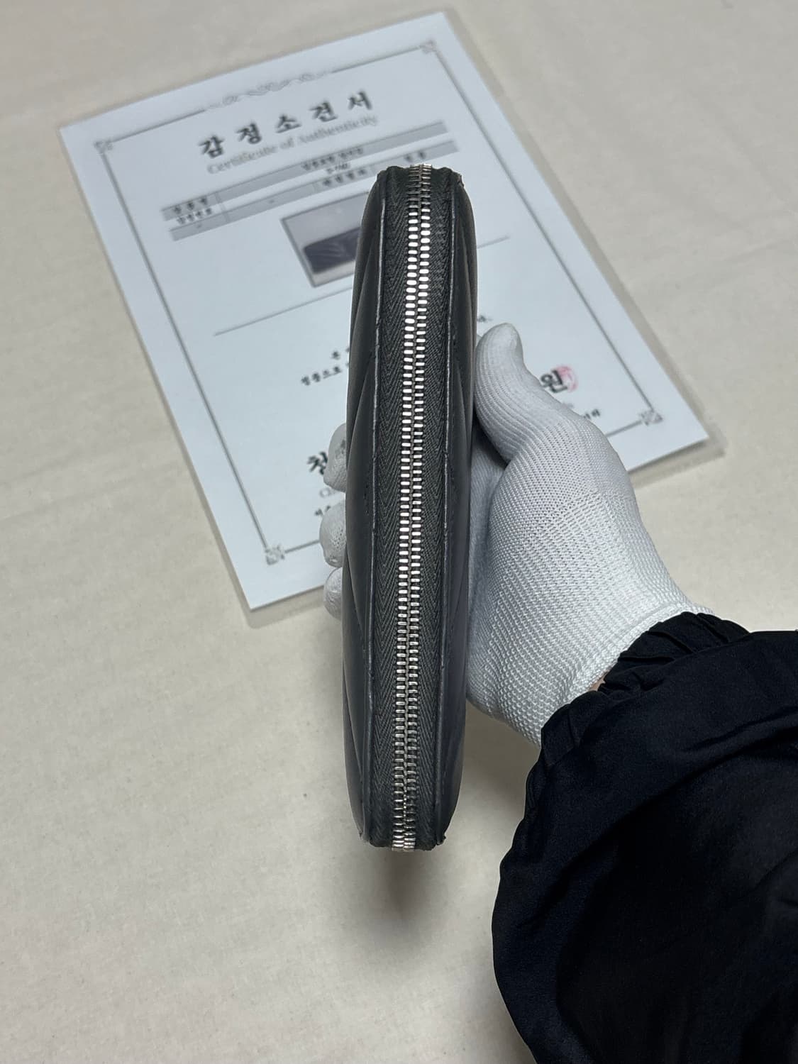 생로랑 마틀라세 모노그램 퀼팅 지퍼돌이 장지갑 [os] 상품이미지6