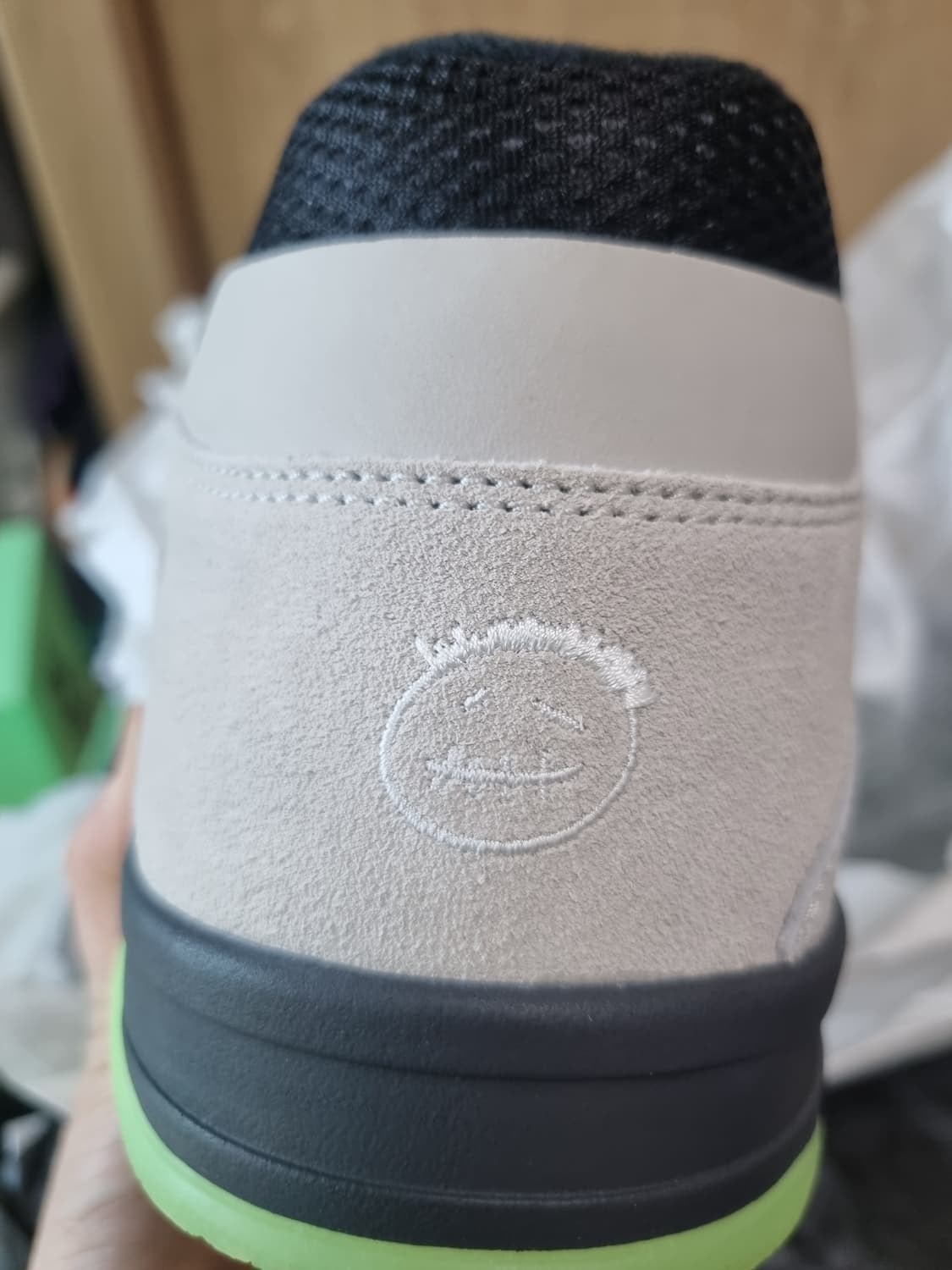 조던 x 트래비스 스캇 x 체이스 B 점프맨 잭 TR 블랙 나이트 305 상품이미지5