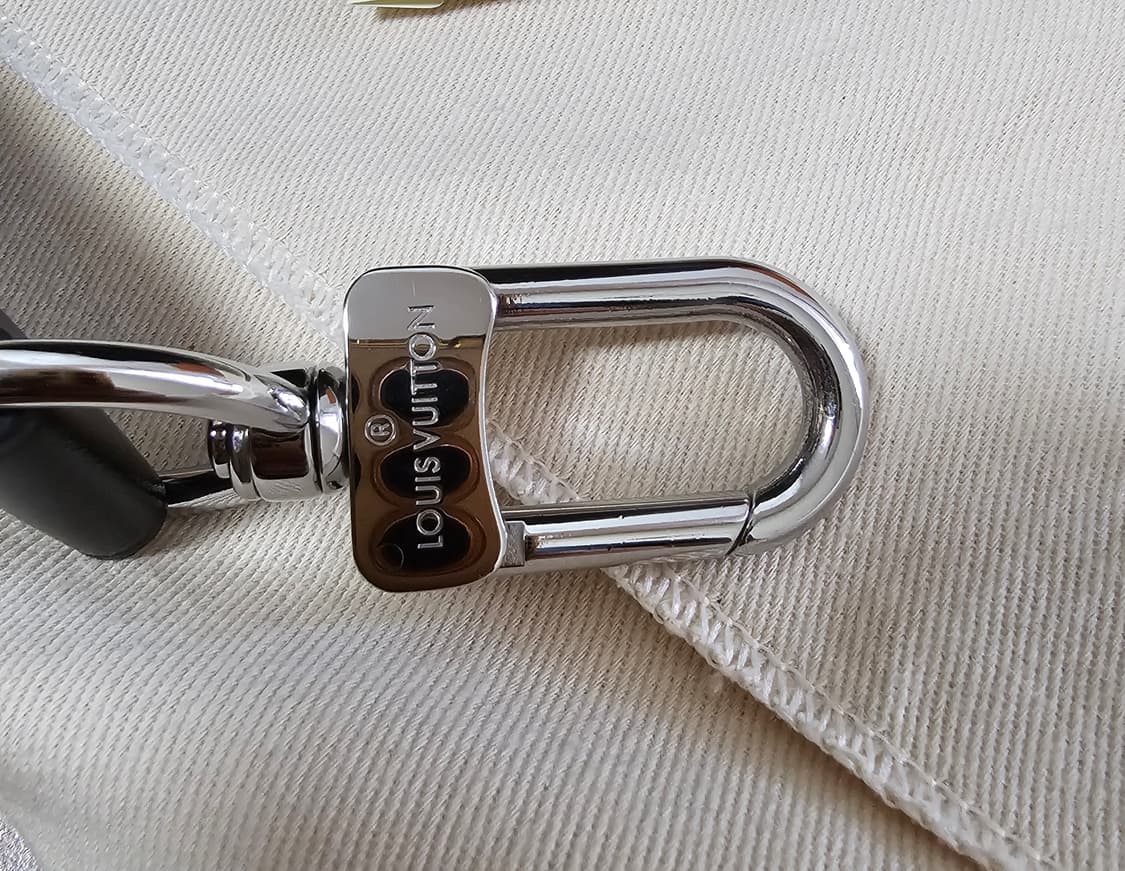 루이비통 이클립스 에비뉴 슬링백PM 범백 크로스백 신형 상품이미지9