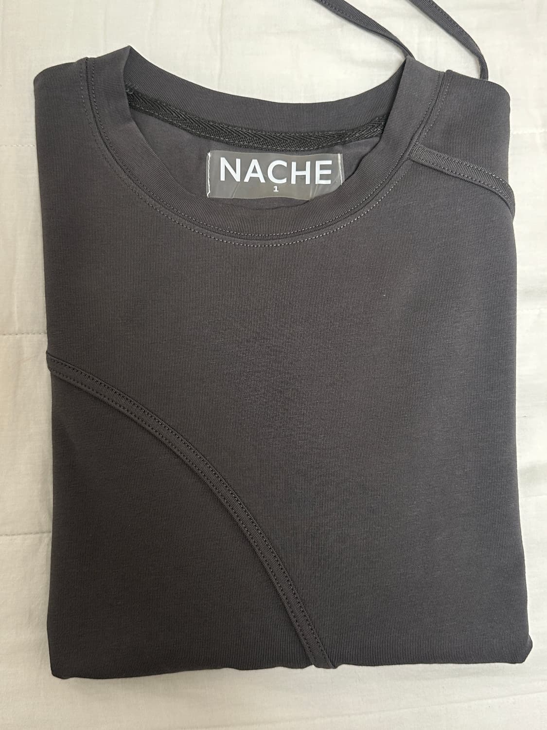 나체 ASYMMETRIC LINE T-SHIRT CHARCOAL 상품이미지4