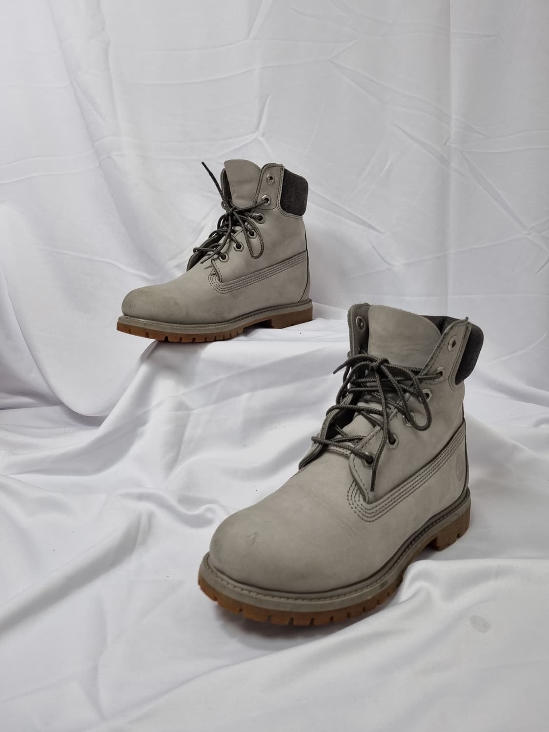235-240 팀버랜드 6인치 프리미엄 부츠 누벅 그레이 상품이미지2