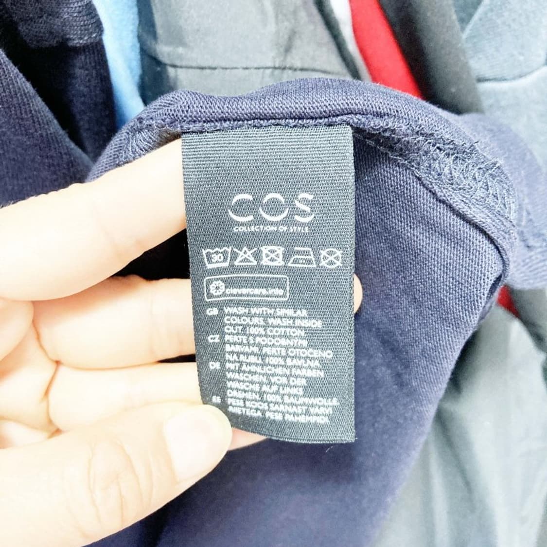 COS 남성 캐주얼오버핏 반팔 네이비 95 진스센스 상품이미지5