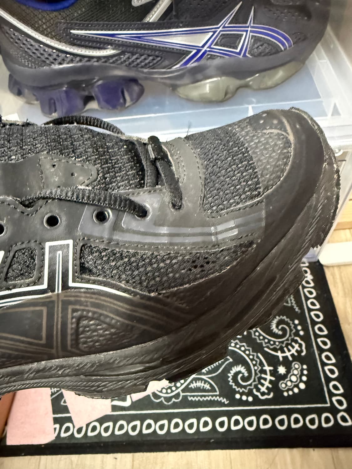 아식스x키코코스타디노브 젤버즈 1 블랙 265 상품이미지9