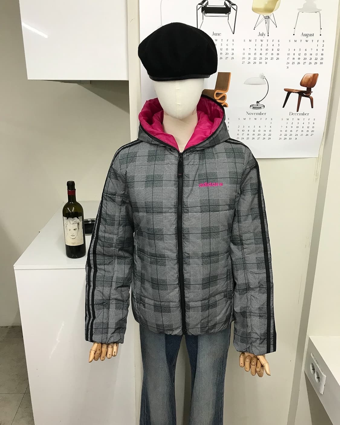 아디다스 3선 체크 패딩 상품이미지5