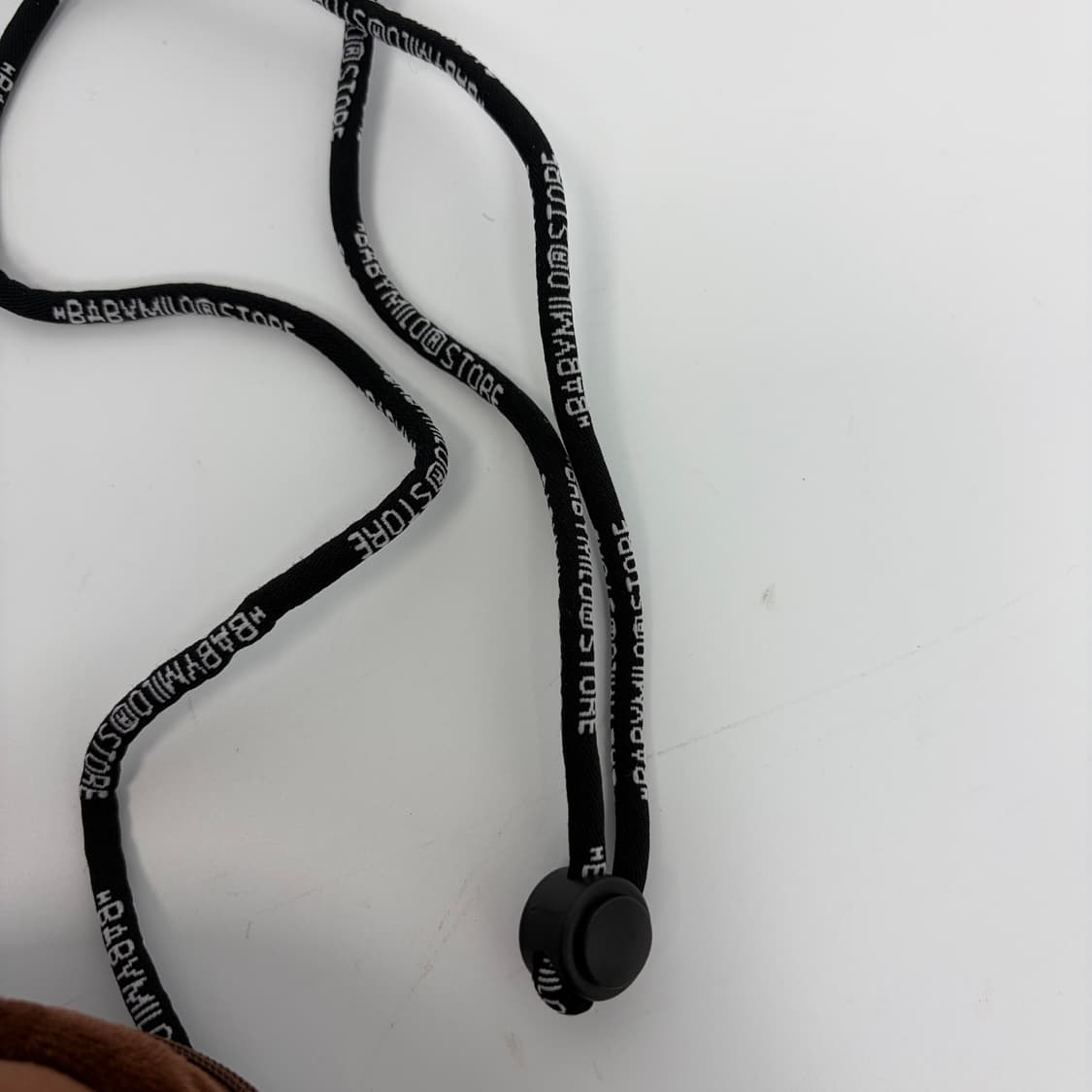 베이프 마일로 플러시 모바일 백 크로스백 가방 상품이미지2