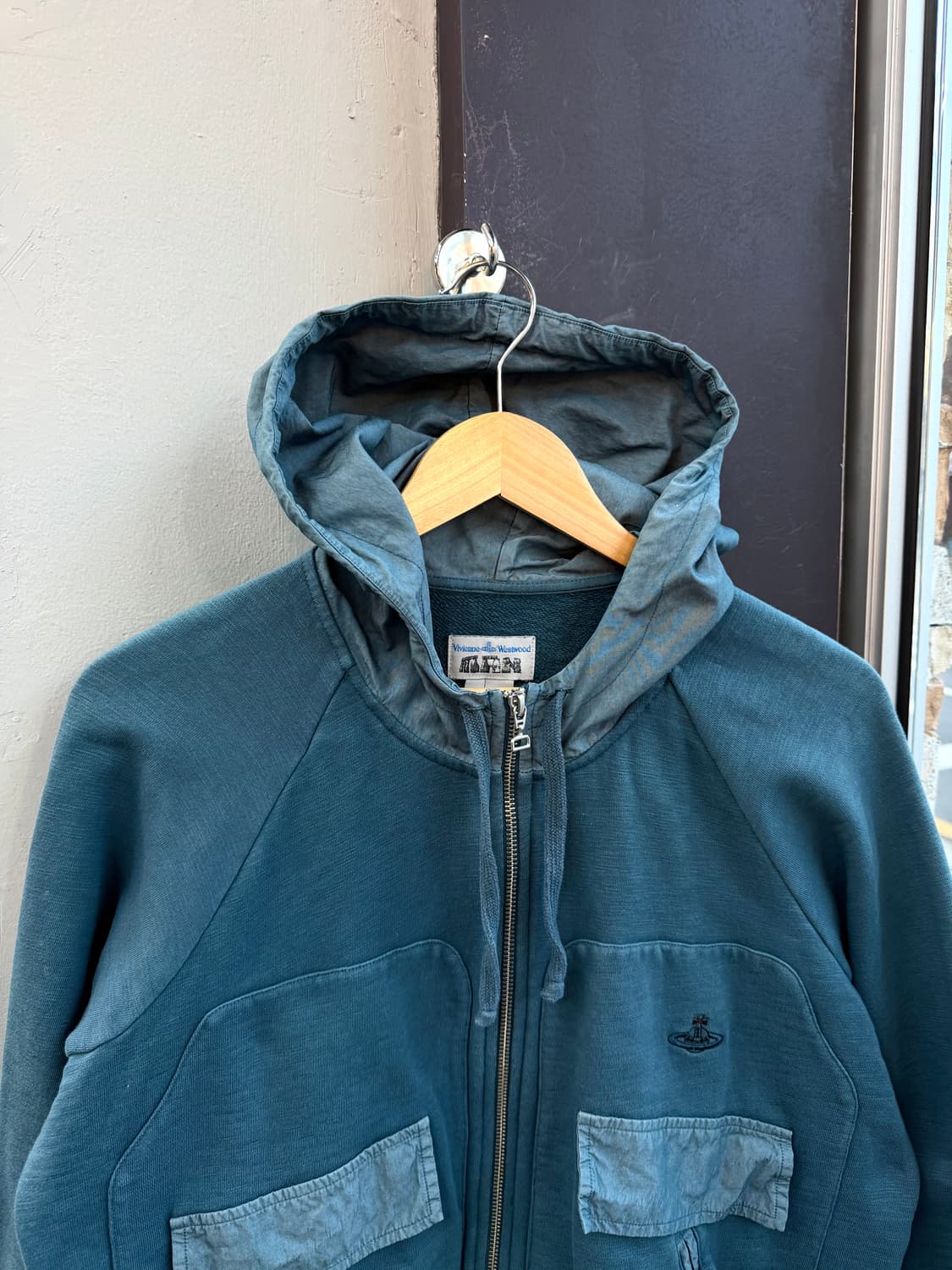 L/ 비비안웨스트우드 맨즈 가먼트다이드 후드집업 상품이미지3