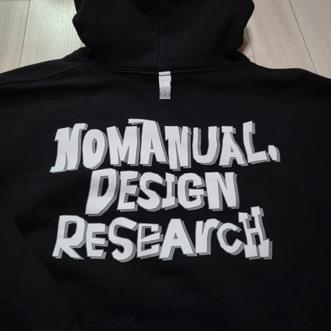 (L) nomanual 노매뉴얼 두들 로고 후드티 상품이미지6