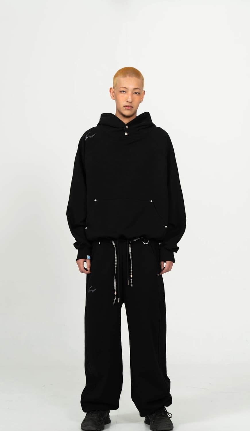 유에스오 블랙 후드티 셋업 상품이미지1