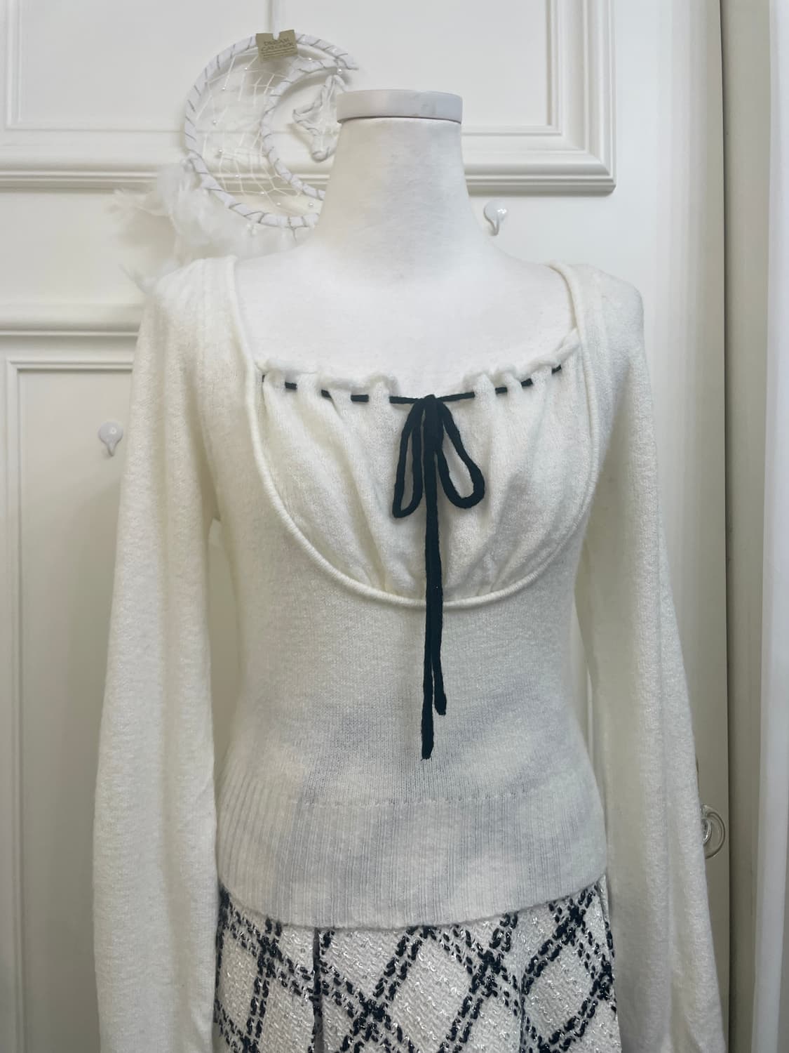 ivory black bow point sweater(size-F) 상품이미지7