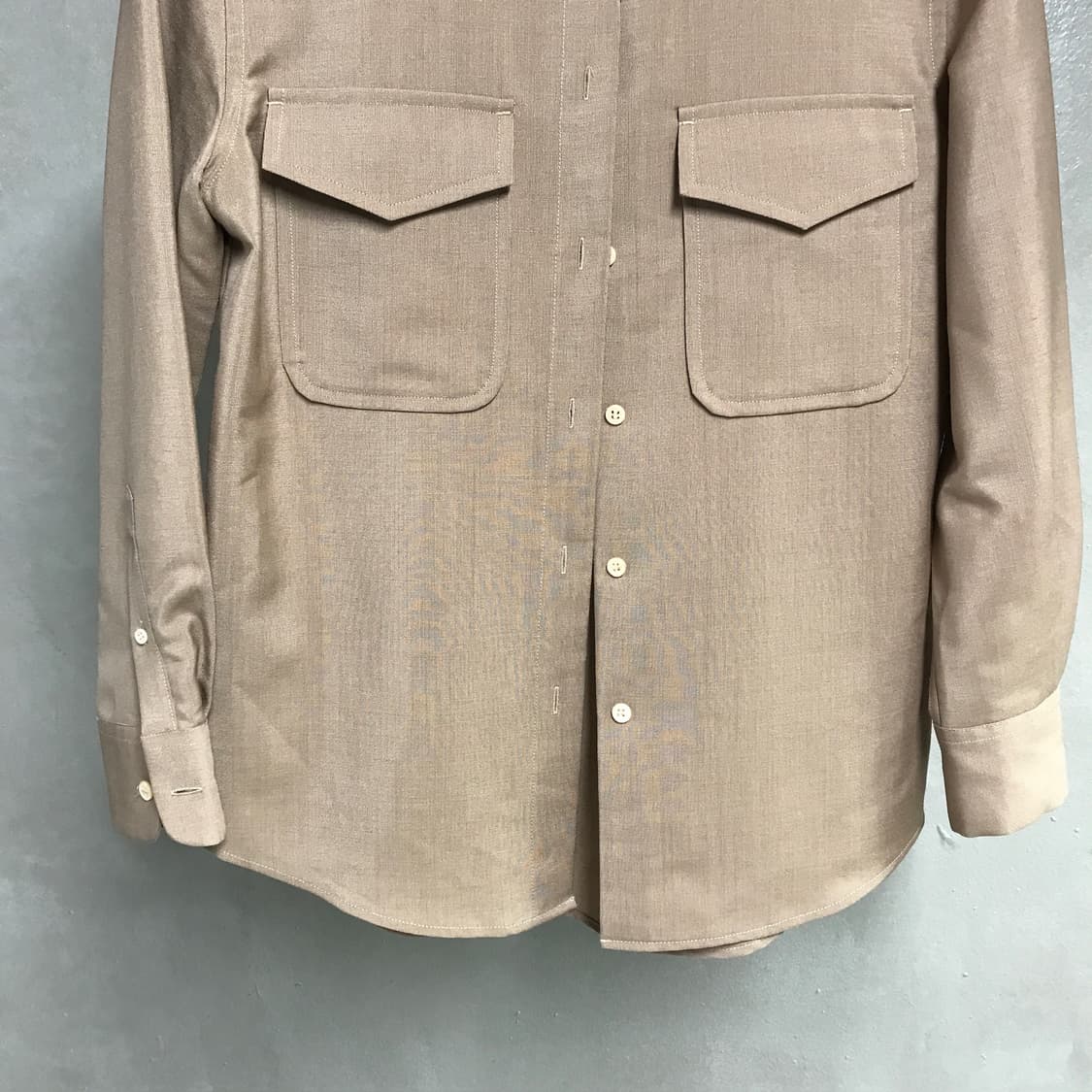 프라다 셔츠 베이지 42 상품이미지3