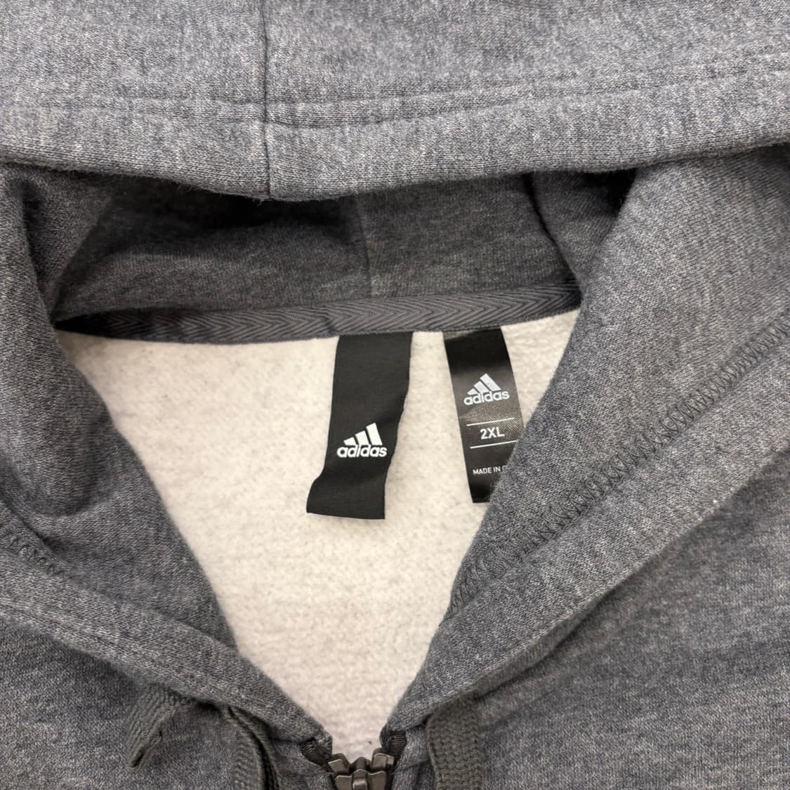 아디다스 스몰로고 차콜 후드 집업 상품이미지3
