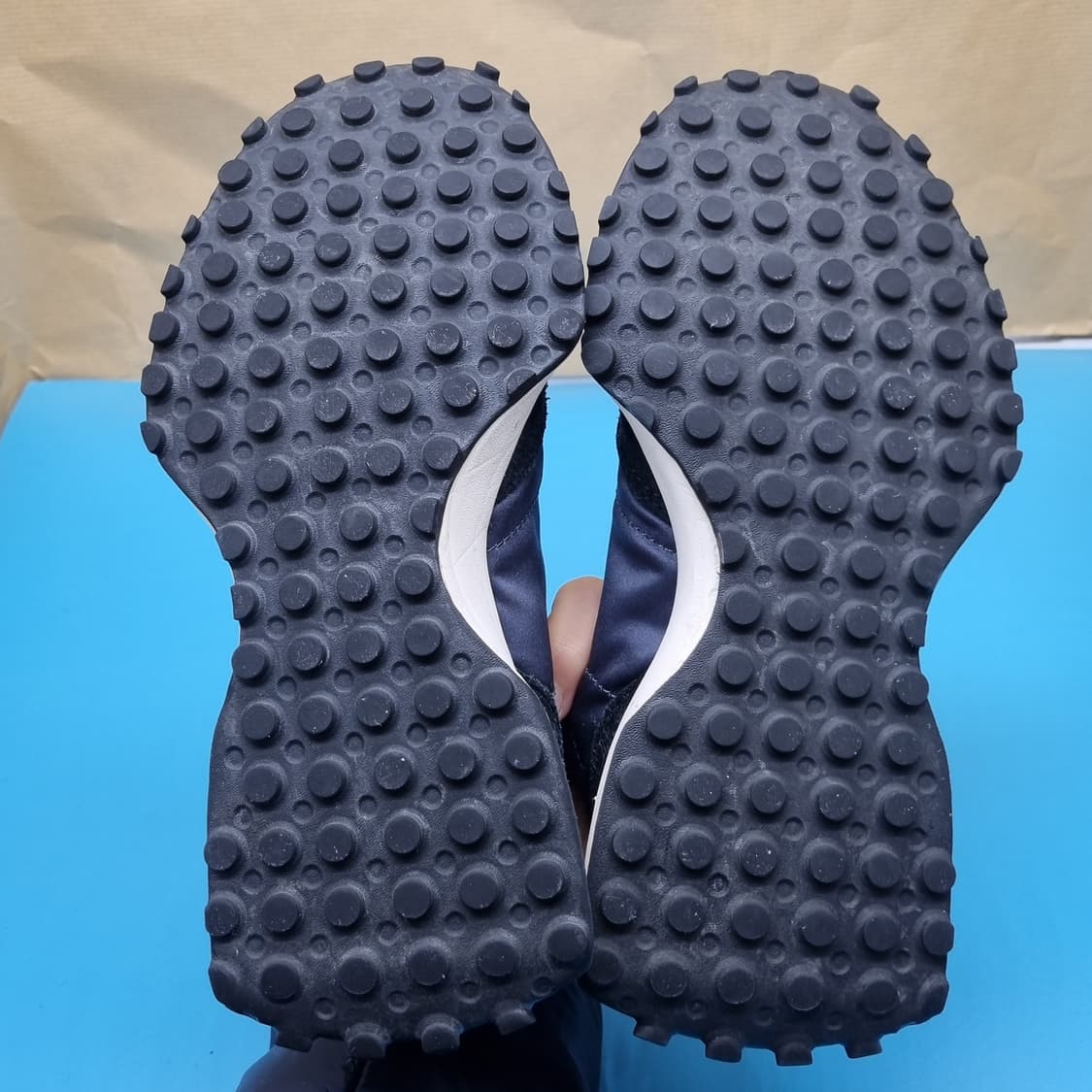 뉴발란스 327 블랙 여성운동화235  상품이미지3