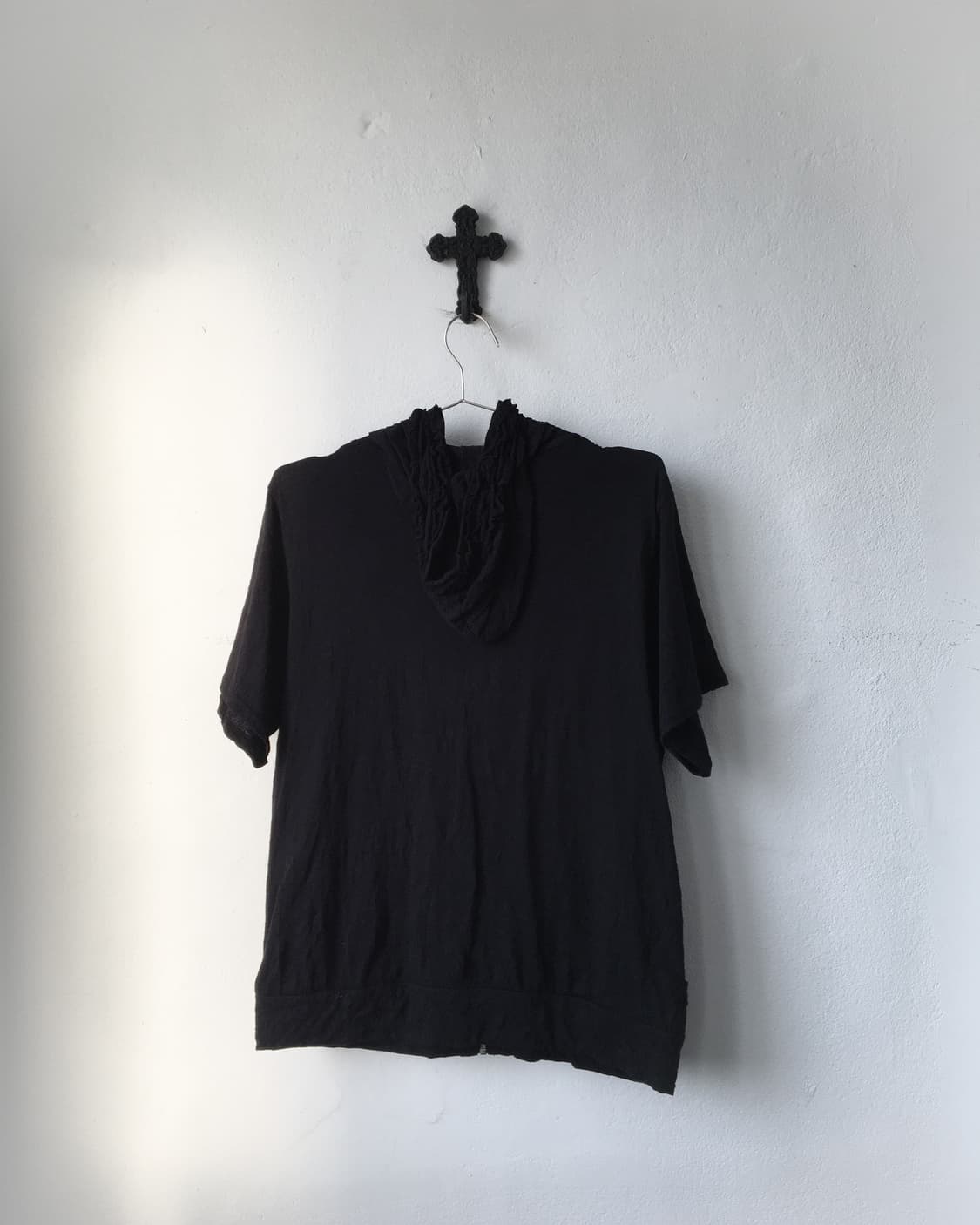 Frill point half sleeve hood zip upFrill 상품이미지3