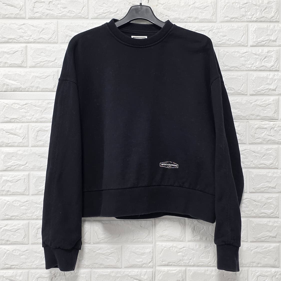 택포) 우영미 블랙 크롭 맨투맨 Free 상품이미지1