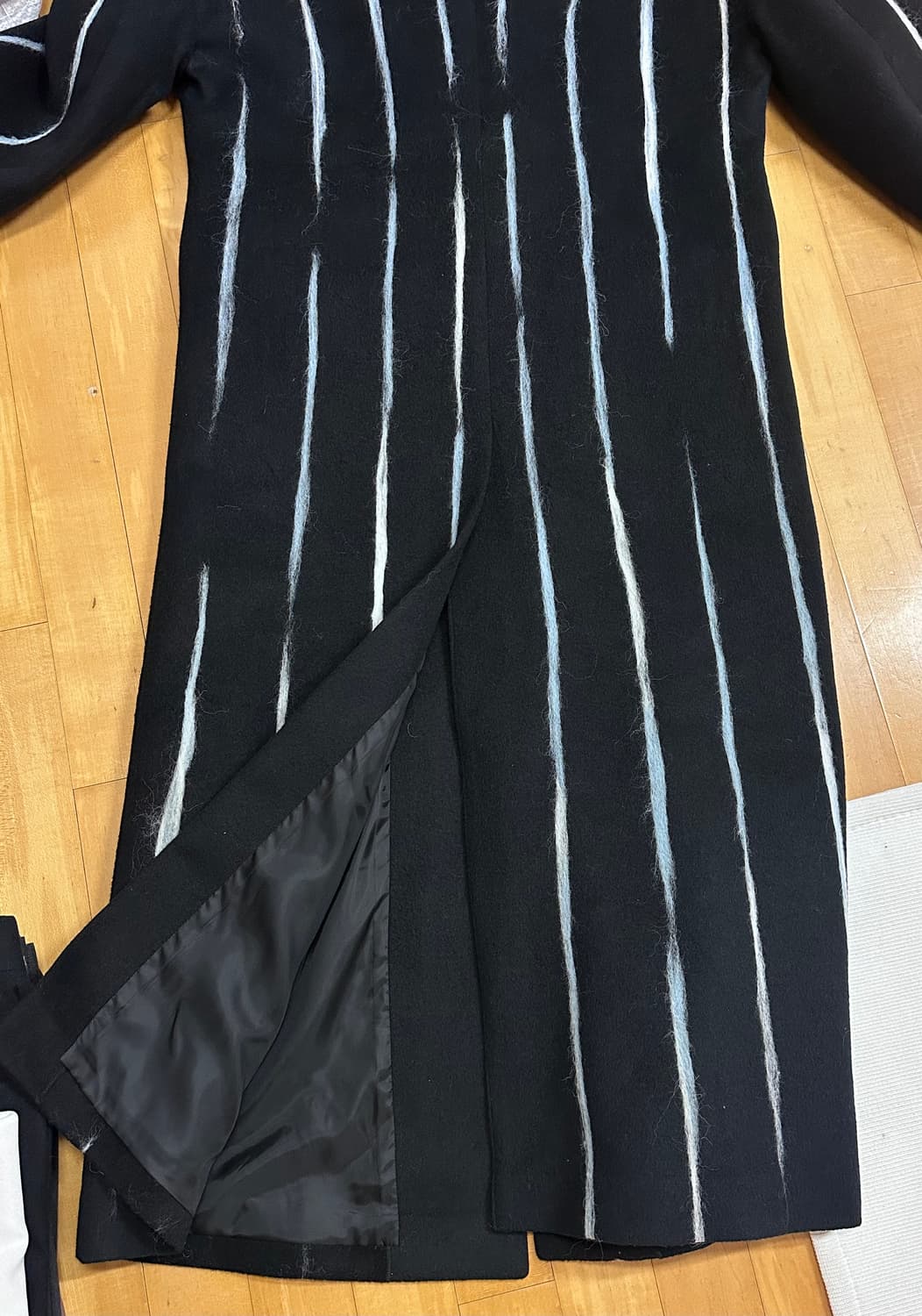 블라인드니스 컬렉션라인 맥시 스트라이프 롱코트 M 상품이미지3