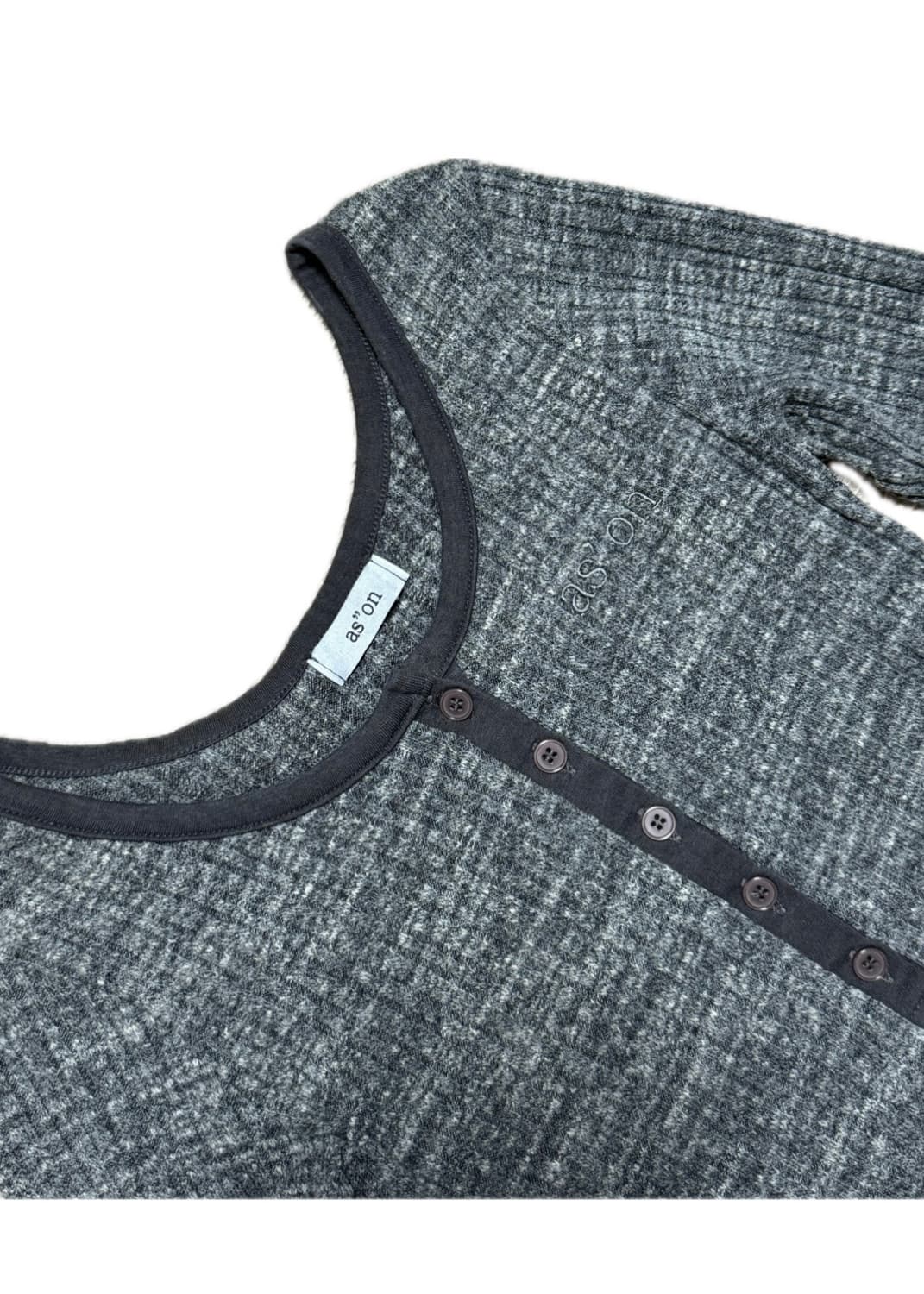 애즈온 골지 헨리넥 긴팔티 차콜 상품이미지2