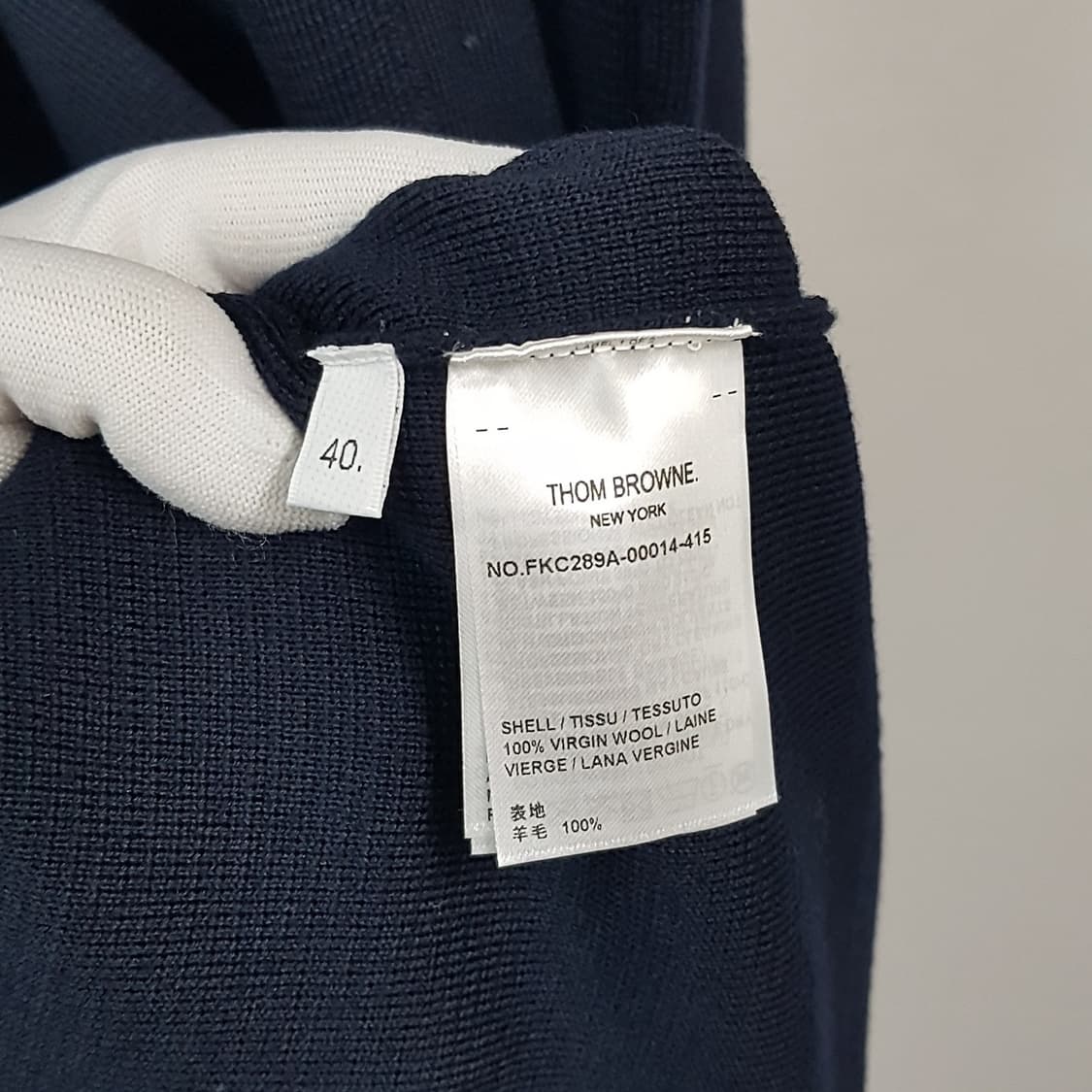 톰브라운 울 밀라노 스티치 4바 브이넥 롱 가디건 FKC289A 상품이미지9