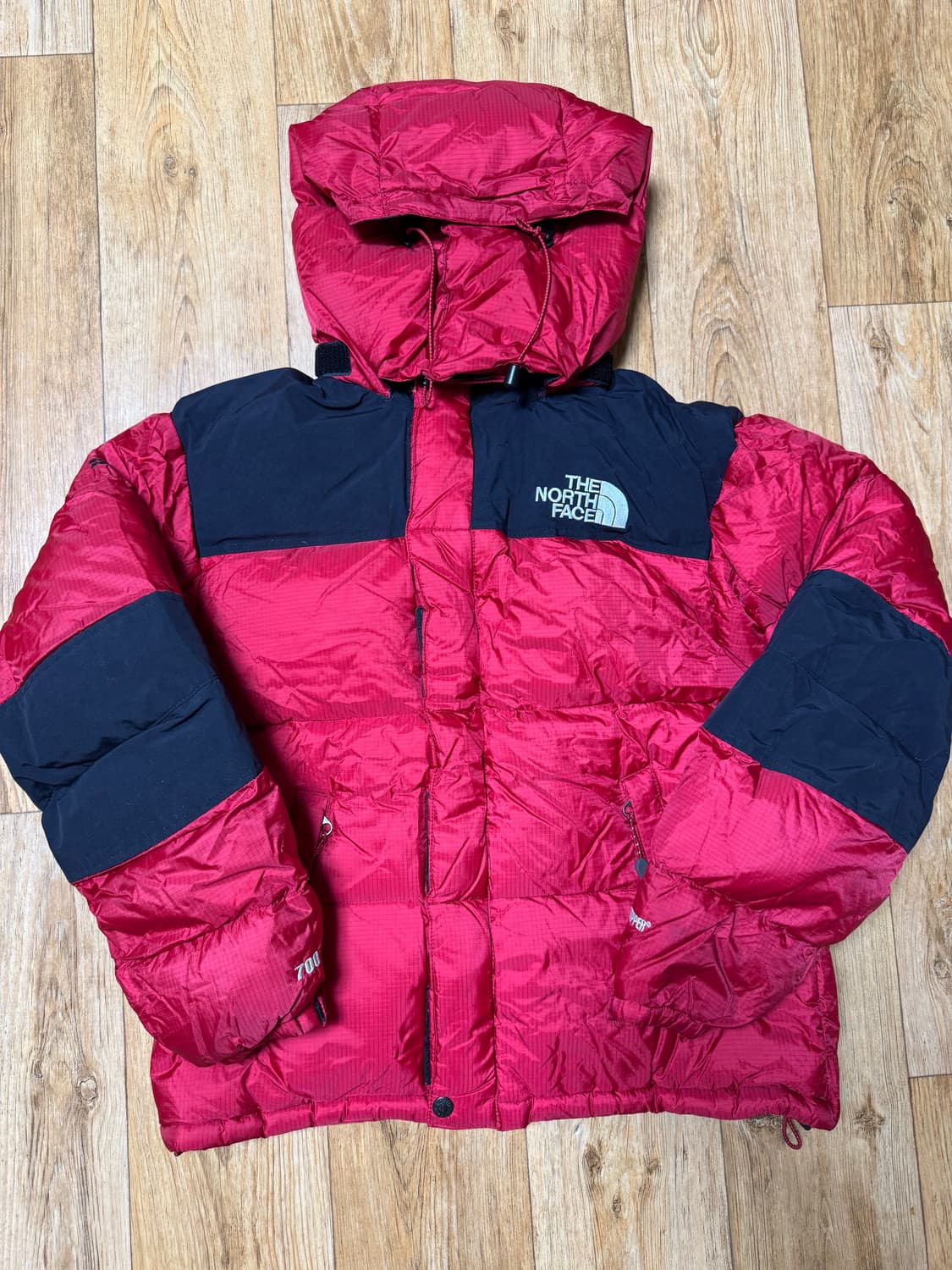 노스페이스 700 눕시 패딩 레드 상품이미지1