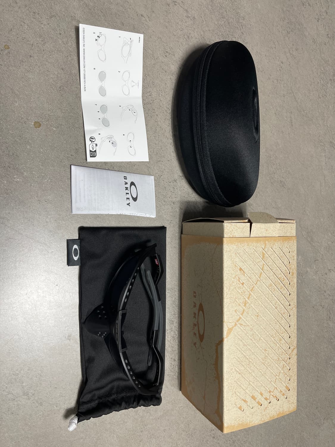 오클리 플란타리스 매트블랙 상품이미지1