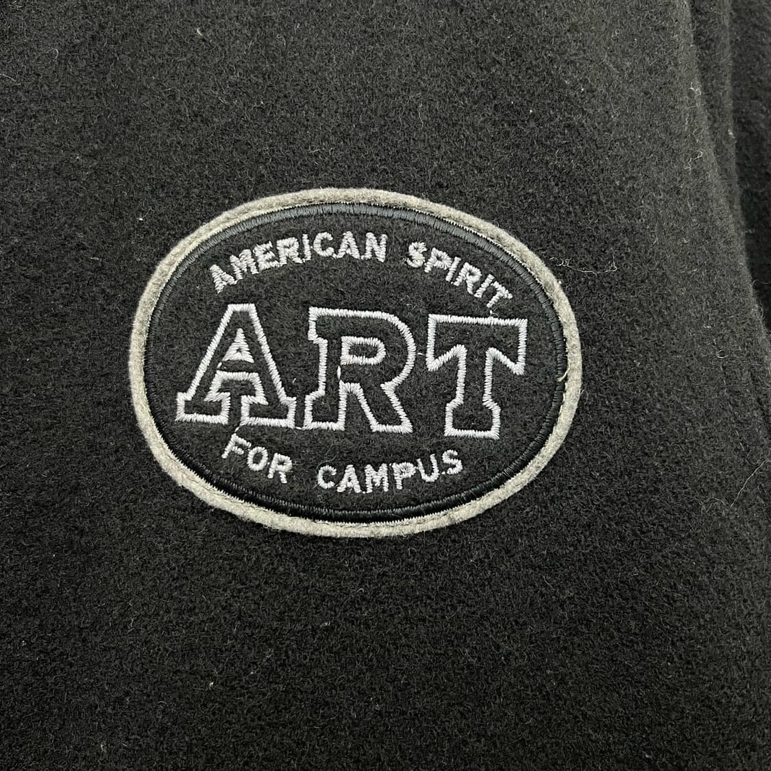 빈티지 블랙 ART 자수 바시티 자켓 상품이미지2