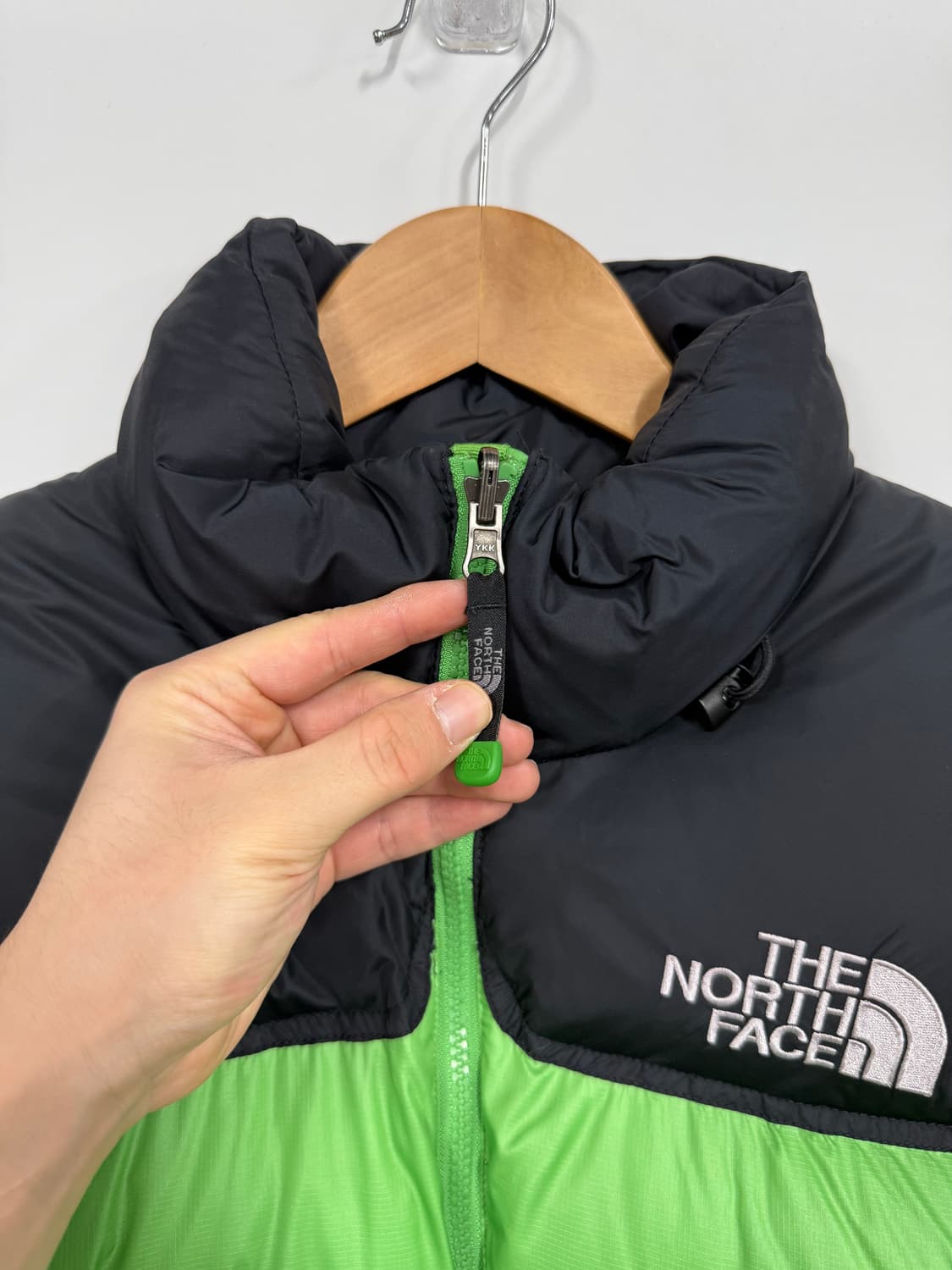 The North Face Nuptse Goose Down Jacket 상품이미지4