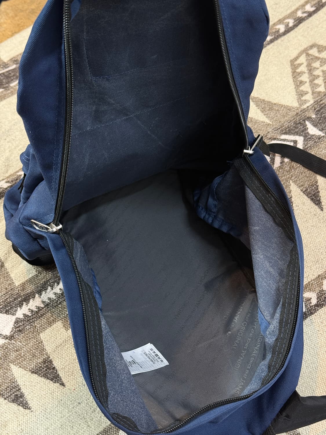 잔스포츠 백팩 네이비 상품이미지6