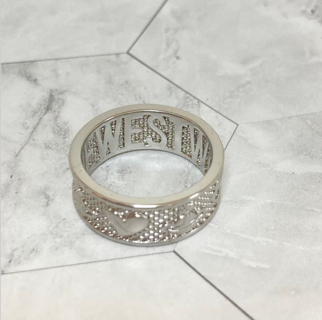 비비안웨스트우드 아카이브 레터링 orb 각인 반지 상품이미지3