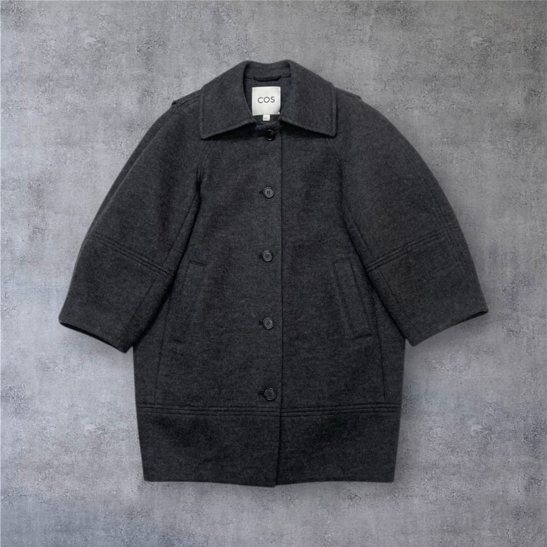 코스 COS 차콜 스컬프티드 울 하프코트 XXS  상품이미지2