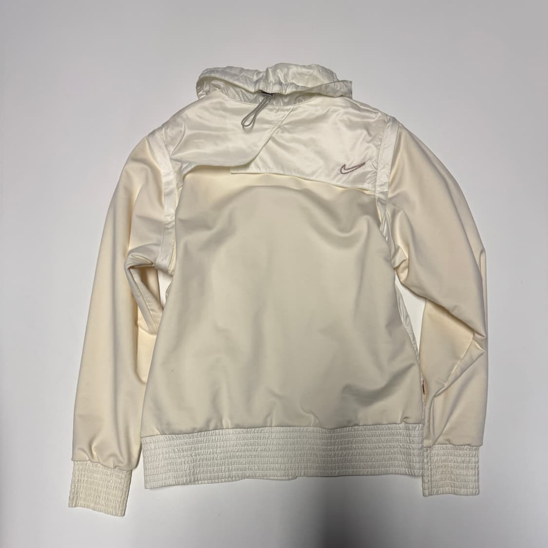 여성 나이키 골프 올드스쿨 드라이핏 자켓 팔 분리 가능 S 상품이미지2