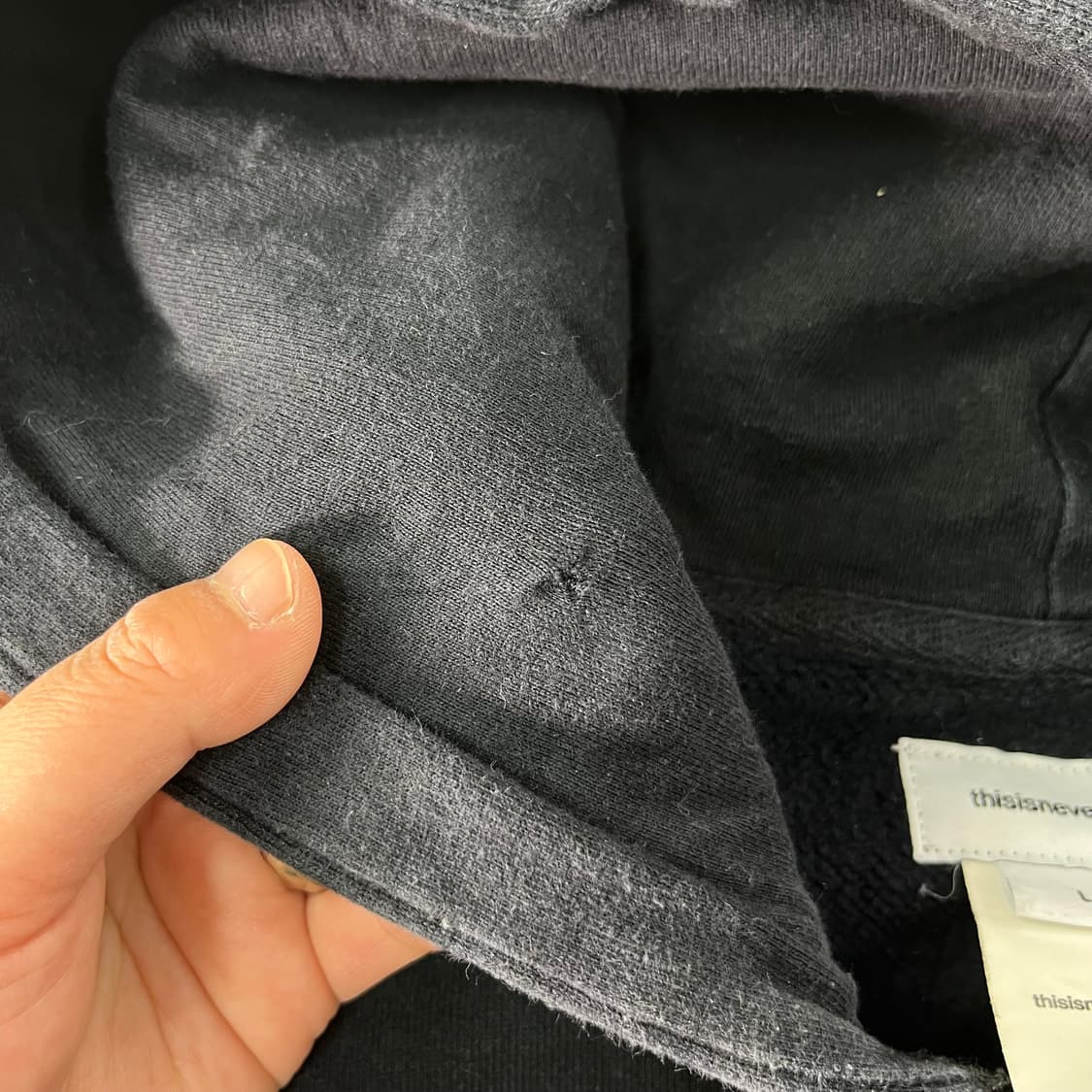 100 디스이즈네버댓 백로고 후드집업 상품이미지5