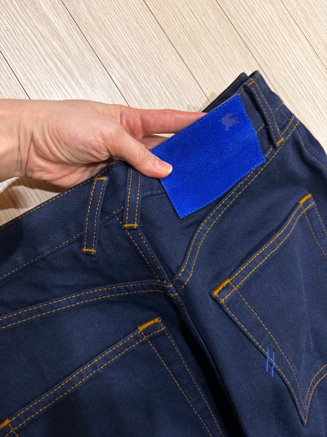 25 마른26 3회착 정품 버버리 매장가180만 데님 진 청바지 산드로 상품이미지7